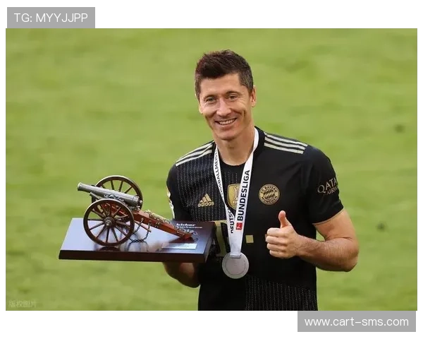 莱万多夫斯基巅峰赛季单赛季进球纪录含金量分析